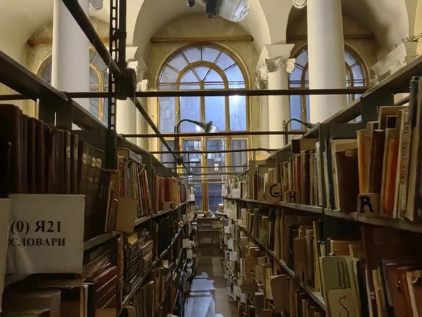 В закрытый особняк Тарасова на Патриарших - фото 2