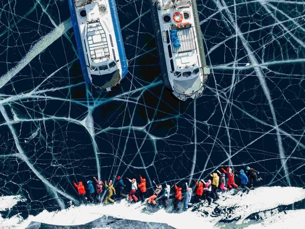 В царство байкальского льда: по Ольхону на хивусе и УАЗе - фото 3