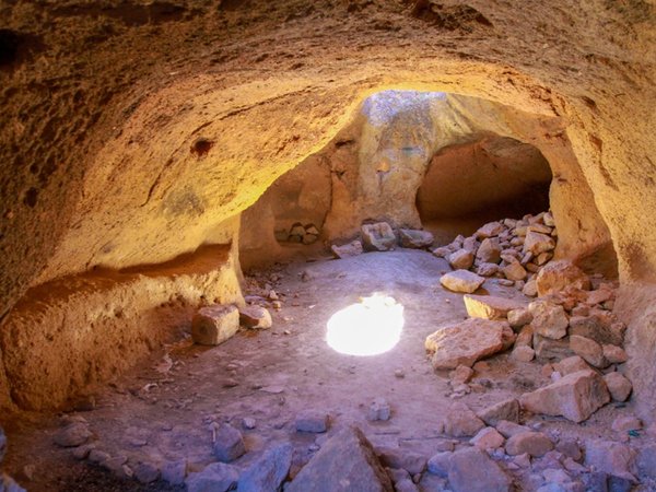 По главным христианским местам Армении: Эчмиадзин и Звартноц - фото 4