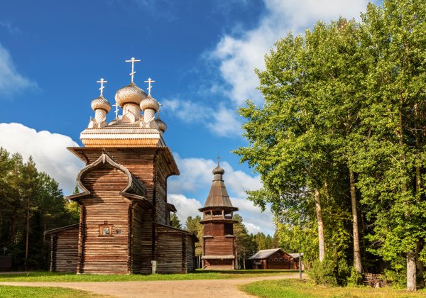 Деревянное зодчество Поморья: Музей Малые Корелы и старинные храмы