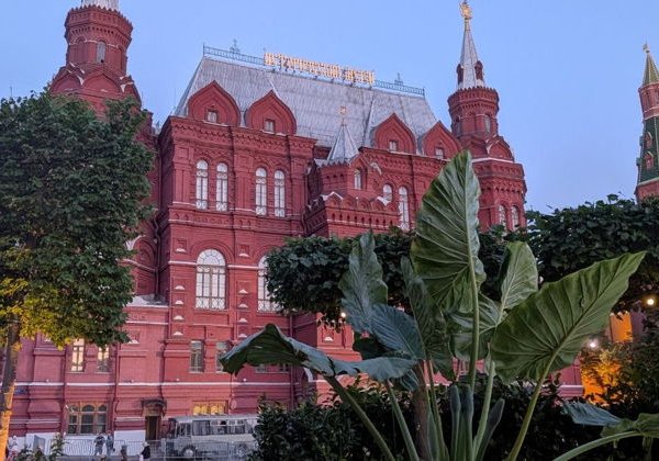 Красная Площадь и улица Варварка: знакомые места — незнакомые истории - фото 3