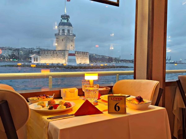 Круиз по Босфору с танцами и ужином - фото 2