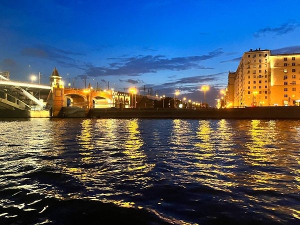Вечерний романтический лаунж-круиз по Москве-реке - фото 4
