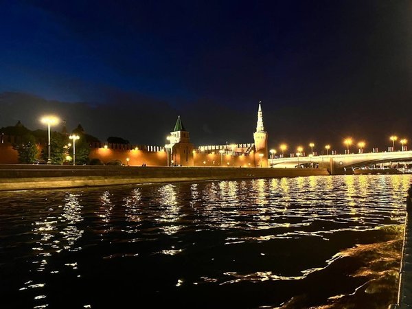 Вечерний романтический лаунж-круиз по Москве-реке - фото 1