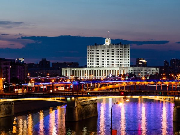 Вечерняя прогулка на теплоходе «Муз-экспресс» с ужином и DJ (18+) - фото 2