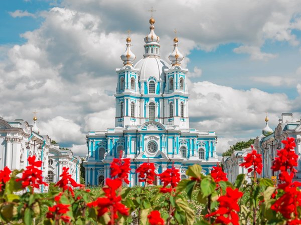Смольный собор