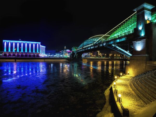 Вечерняя прогулка по Москве-реке на ретротрамвайчике «Адмирал» - фото 4