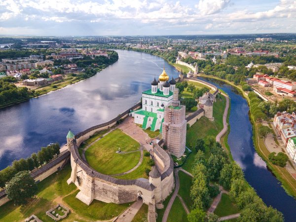 Печоры — Изборск — Псков: однодневная автобусная экскурсия из Петербурга - фото 4