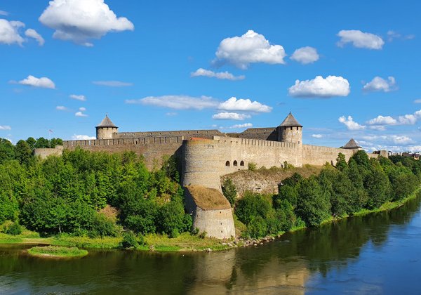Крепости и усадьбы Северо-Запада