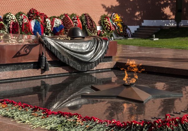 Спасти историю Москвы: интерактивная экскурсия по Красной площади без гида - фото 4