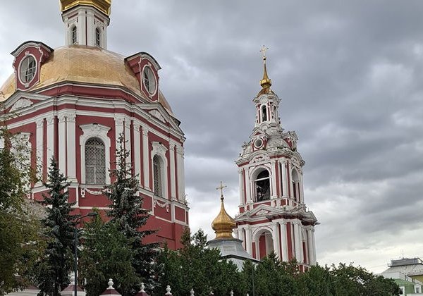 Царским путем по Басманной слободе: роскошь, деньги и скандалы - фото 3