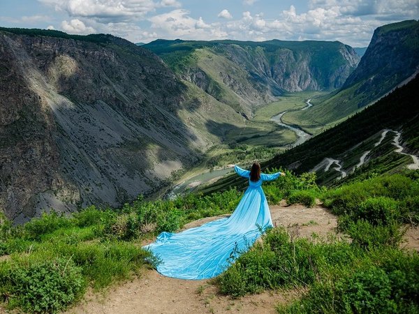 «Всё включено» на Алтае: тур по Чуйскому тракту с баней и концертом горлового пения - фото 1