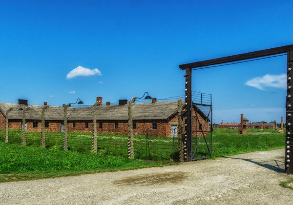 Аушвиц-Биркенау — экскурсия по мемориальному комплексу