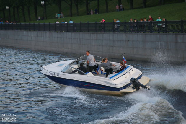 Водная прогулка и экскурсия по Ярославлю -4