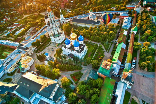 Сергиев Посад: игрушечная и православная столица