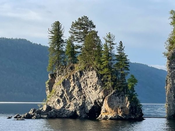 5 водопадов Телецкого озера на катере - фото 4