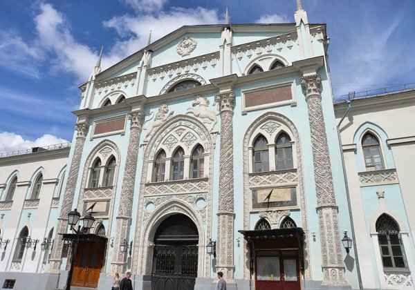 Никольская улица: городские легенды