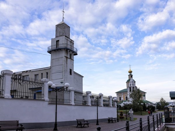 Владимир одним днём: Боголюбово, церковь Покрова на Нерли и прогулка по центру - фото 4