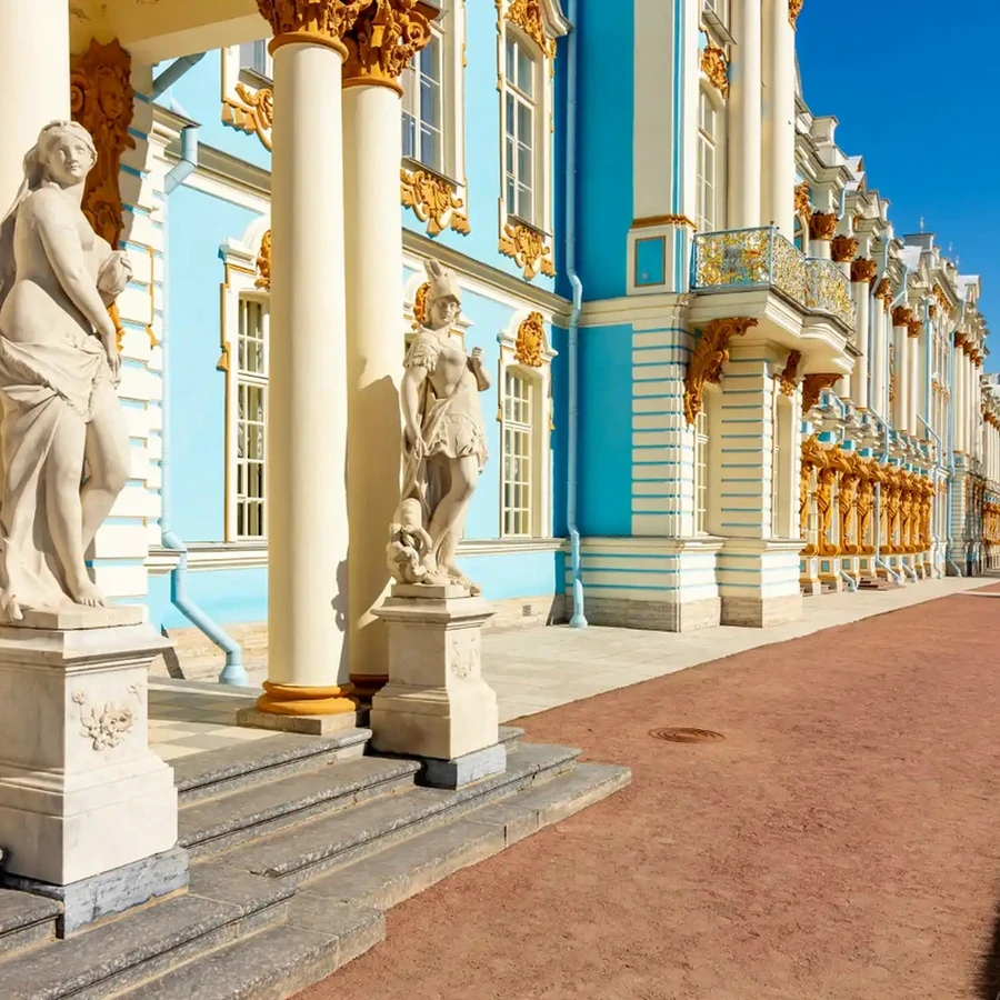 Из Петербурга — в Царское Село: Екатерининские дворец и парк