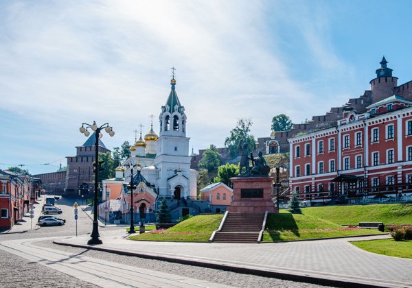 Прогулка по Нижнему: Кремль, Чкаловская лестница и купеческие особняки