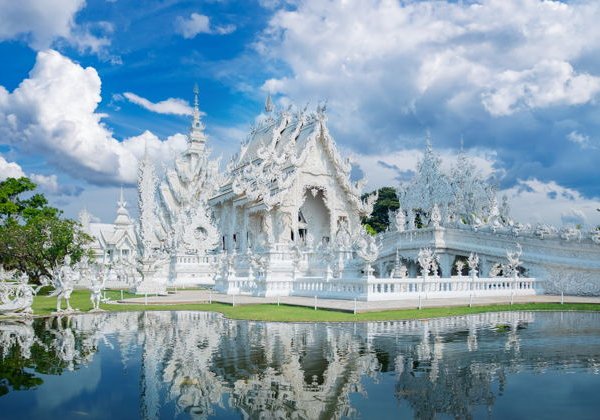 Знаменитые храмы Чианграя и горячие источники - фото 3