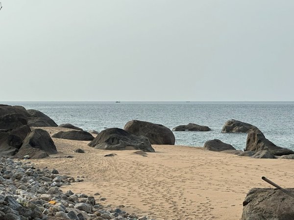 Хайван на мотоцикле: перевал, водопад и дикий пляж - фото 4