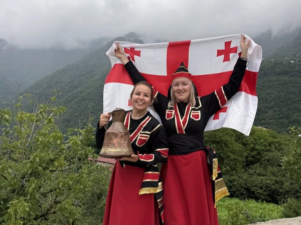 Горная Аджария из Батуми: природа, застолье и шоу-программа - фото 1