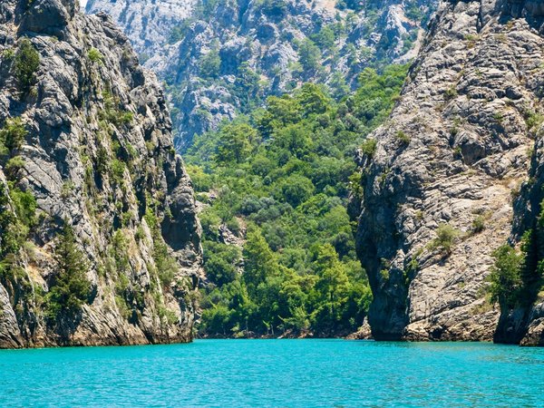 Зелёный каньон: прогулка по озеру Оймапынар из Антальи