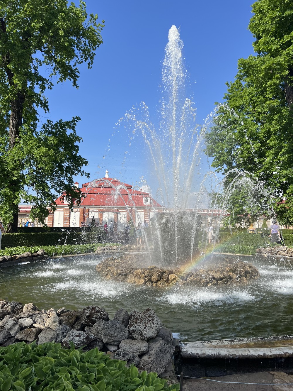Фотопрогулка по Петергофу «Волшебство фонтанов и аллей» - фото 4