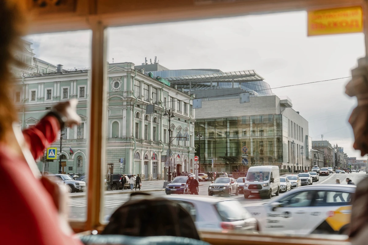 На ретроавтобусе — по центру Петербурга - фото 2
