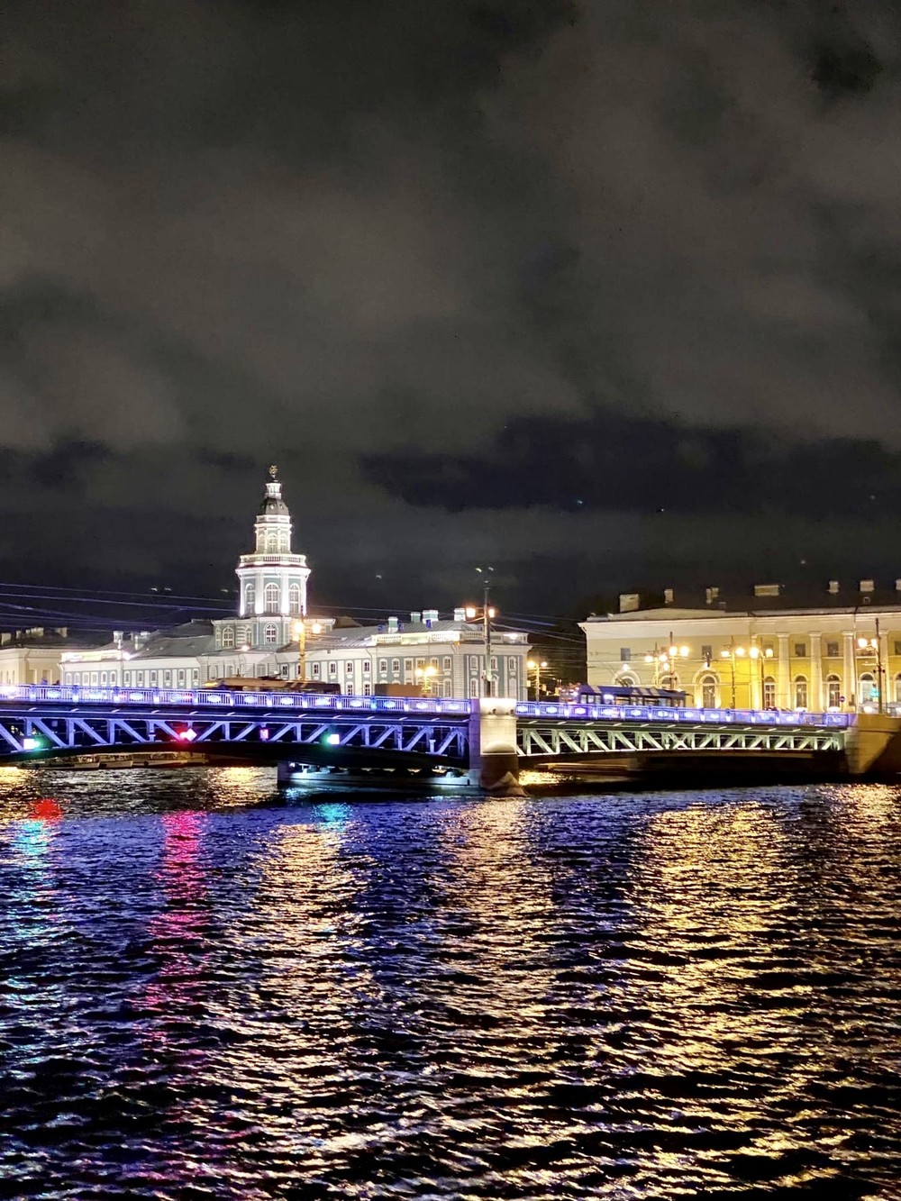 Ужин-круиз по Неве и Финскому заливу на теплоходе - фото 2