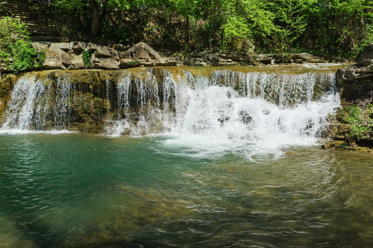 В краю дольменов и водопадов - фото 2
