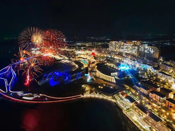 Закатный Фукуок: Сансет-Таун, Мост Поцелуев и рынок Вуй-Фест - фото 4