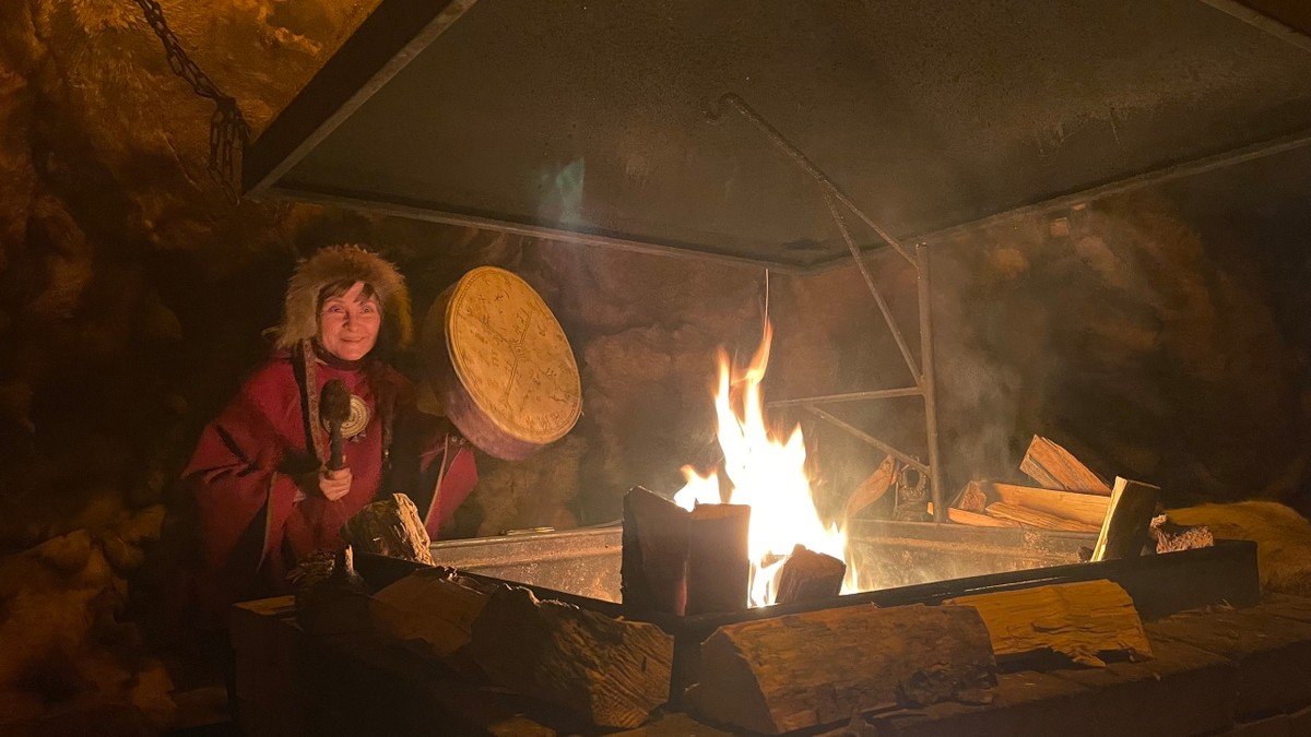 В саамскую деревню из Мурманска — к оленям, хаски и духам севера - фото 1