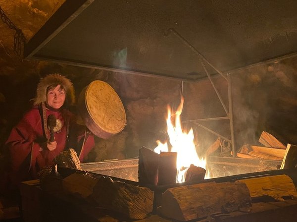 В саамскую деревню из Мурманска — к оленям, хаски и духам севера - фото 1