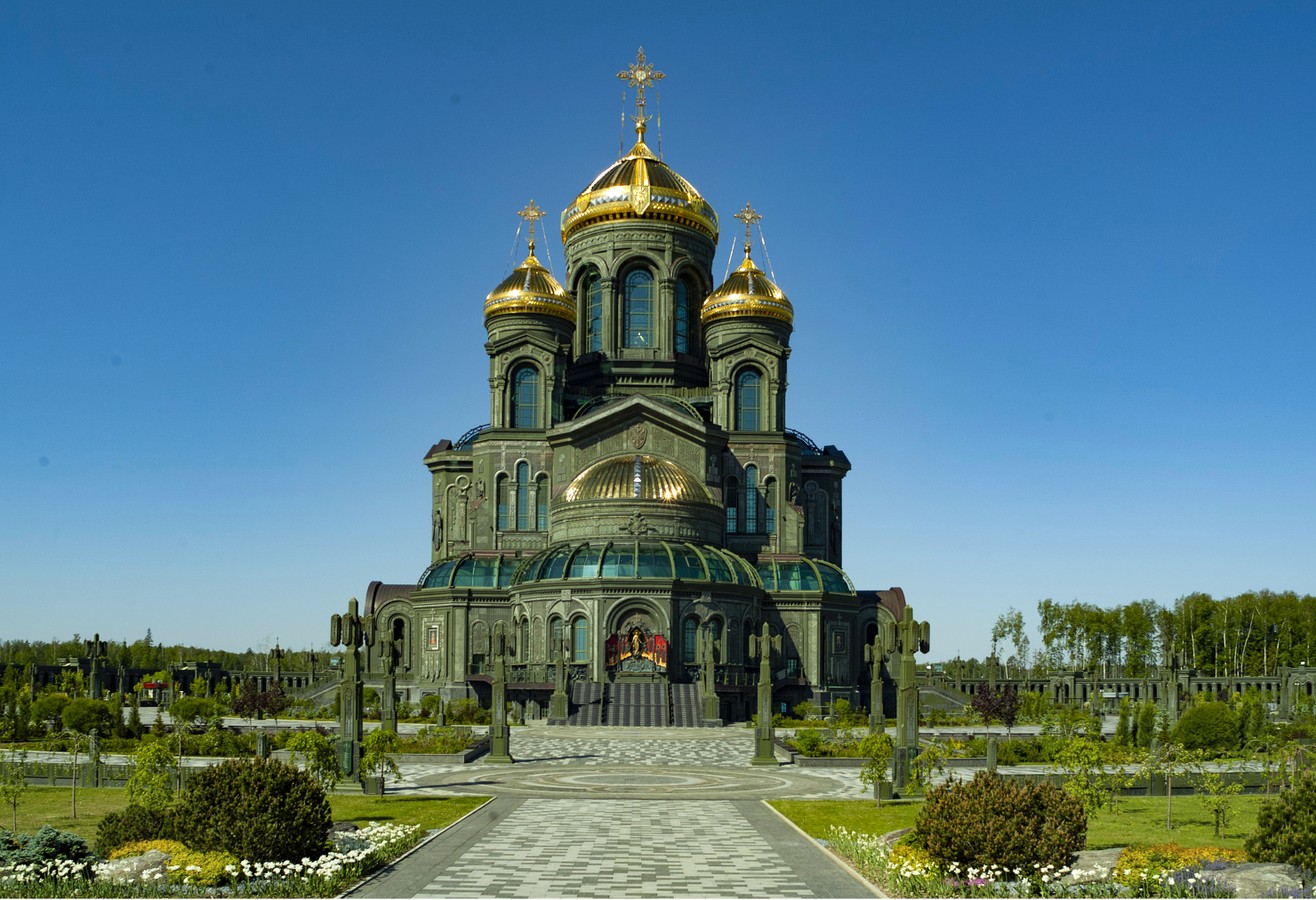 Из Москвы в парк «Патриот»: Главный храм Вооружённых Сил и музей «Дорога памяти»