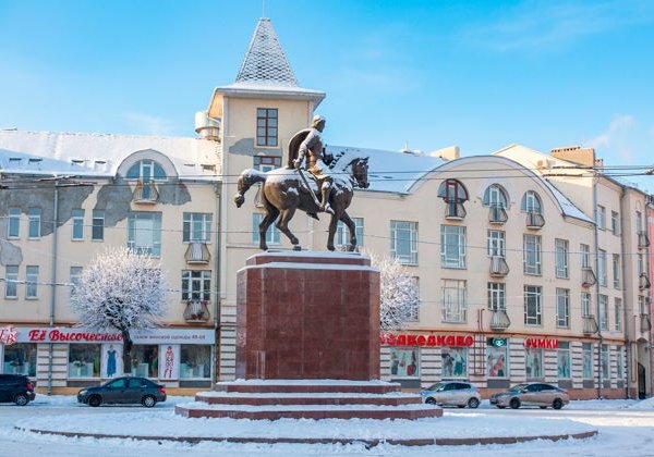 Новогодние игрушки, петушки да хлопушки: Рязань и музей «Фабрика игрушек» - фото 1
