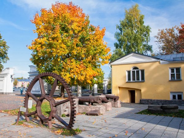 Тайны Губернаторского парка, Онежское озеро и собор Александра Невского - фото 3