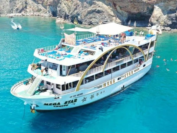 Круиз на корабле Megastar c вечеринкой — из Антальи