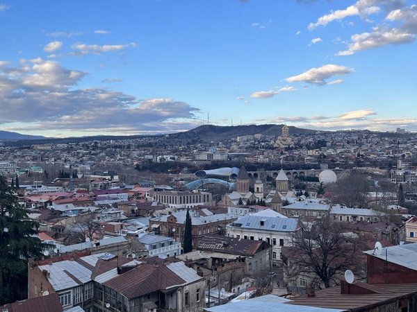 Старый Тбилиси с нового ракурса – пешком и на кораблике - фото 3