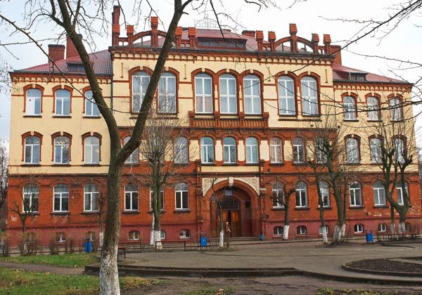 По следам королевы Луизы: в город сыра и мира - фото 3