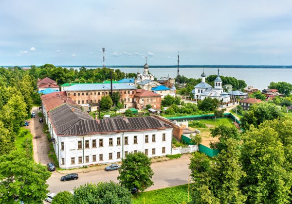 Самостоятельная квест-экскурсия «Ростов Великий — дыхание Средневековья»