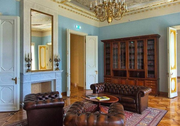 Три века на Никитской: экскурсия в усадьбу Долгоруковых-Бобринских - фото 2