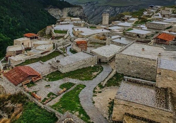 Высокогорное озеро Кезеной-Ам, две Мечети, Родник и город Хой - фото 4