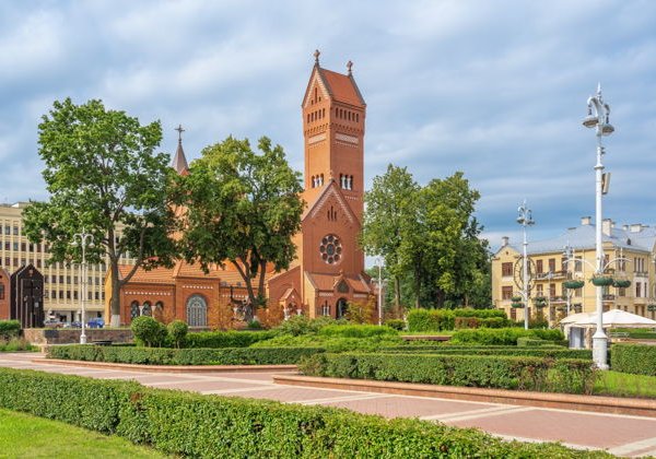 Главное о Минске: пешеходная экскурсия по сердцу столицы - фото 3