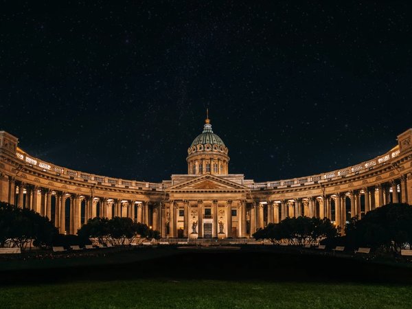 Петербург в огнях вечерней подсветки - фото 1