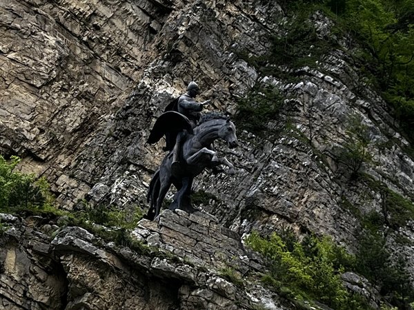 Дигорское ущелье: легенды и панорамы Северной Осетии (из Нальчика) - фото 3