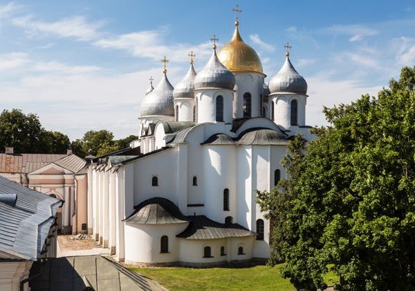 Самостоятельная экскурсия Новгородский Детинец: Кремль в Великом Новгороде - фото 1