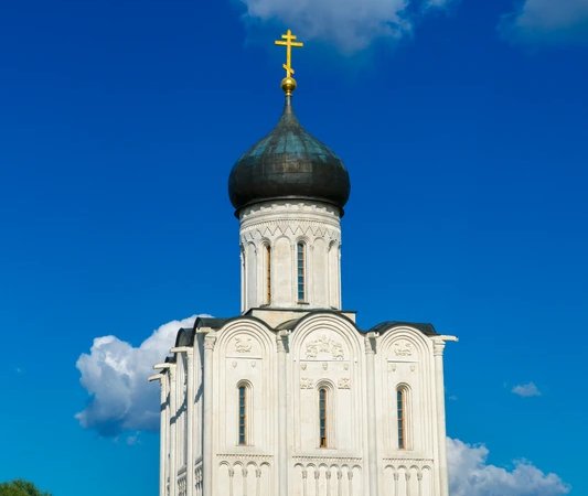 Боголюбово и церковь Покрова на Нерли