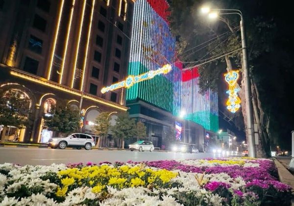 Весь Душанбе горит, вся столица в огне — вечерняя прогулка по городу - фото 2
